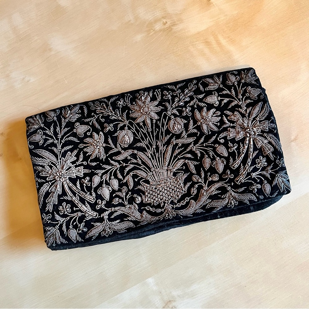 The Indian Textiles Co VTG 50s Black Velvet Silver Brocade Evening Clutch 5X8.5